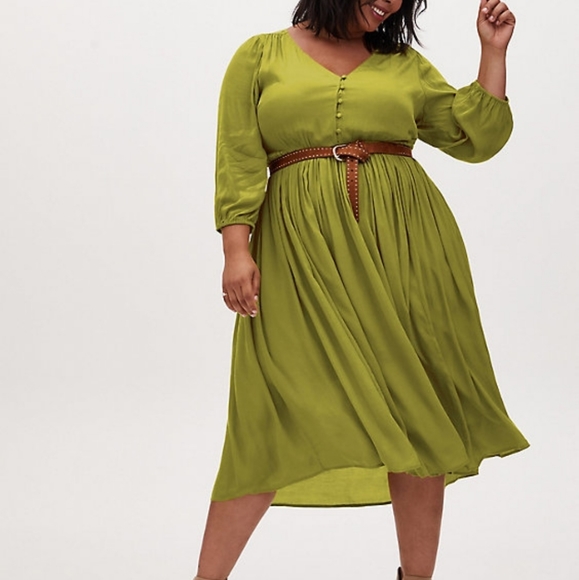 torrid Dresses & Skirts - Torrid 18/20 Worn once Chartreuse Satin Tealength